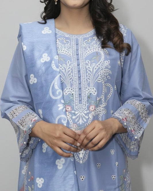 Signature Embroidered Lawn 3 Piece Suit