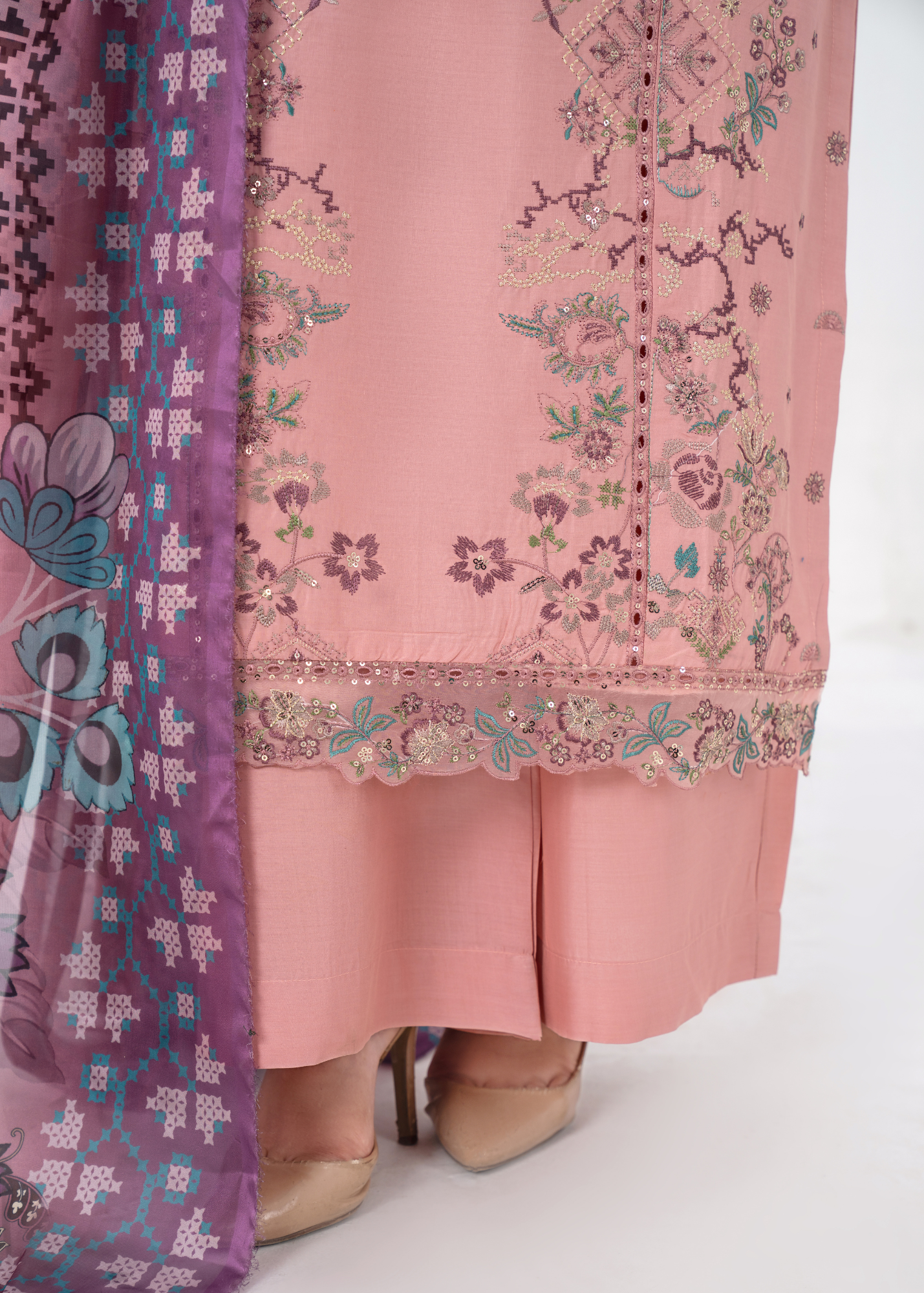 Luxury Embroidered 3PC Lawn Stitched Summer Suit
